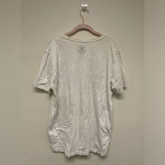 Lucky Brand Guitar Pick Amp Style White and Green Graphic Tee SZ L - Picture 5 of 5